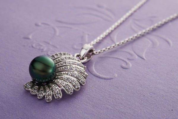 Pendentif en argent sterling avec perle d'eau douce bouton vert paon - AME Jewellery