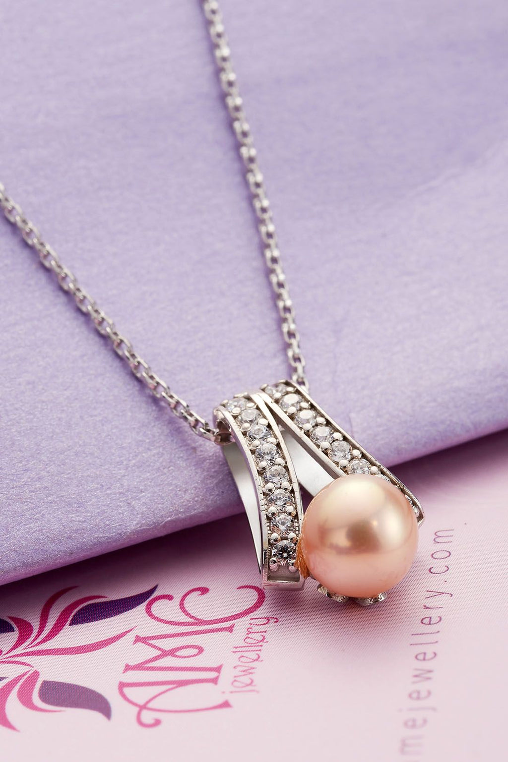 Mặt dây chuyền Ngọc trai màu hồng Pink Freshwater Pearl Pendant Necklace by AME Jewellery