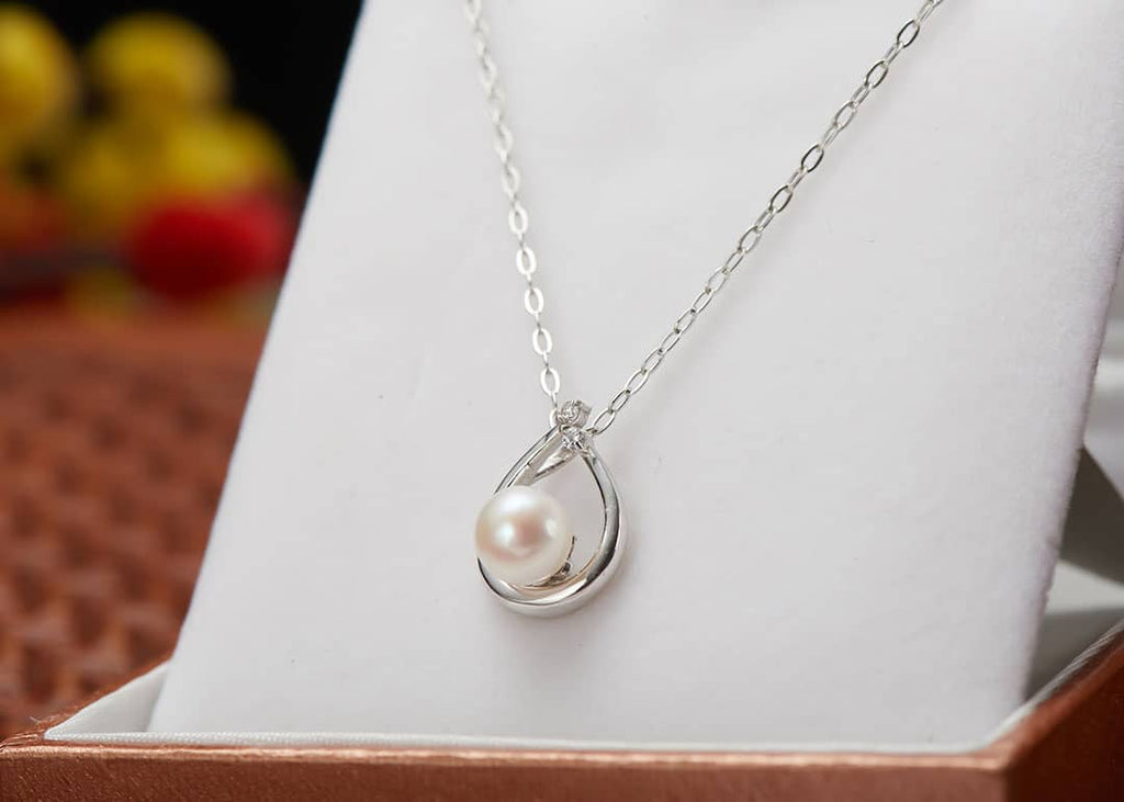 Mặt dây chuyền Ngọc trai trắng White Pearl Pendant Necklace by AME Jewellery