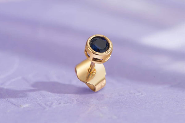 Khuyên tai Nam | Natural Blue Sapphire Bezel Men's Earrings in 14K Gold | AME Jewellery