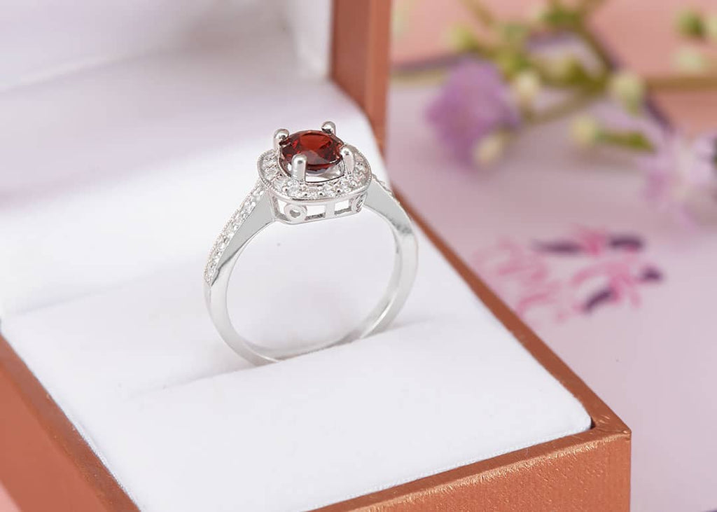 Nhẫn nữ Đá quý tự nhiên Red Garnet square halo ring in sterling silver by AME Jewellery