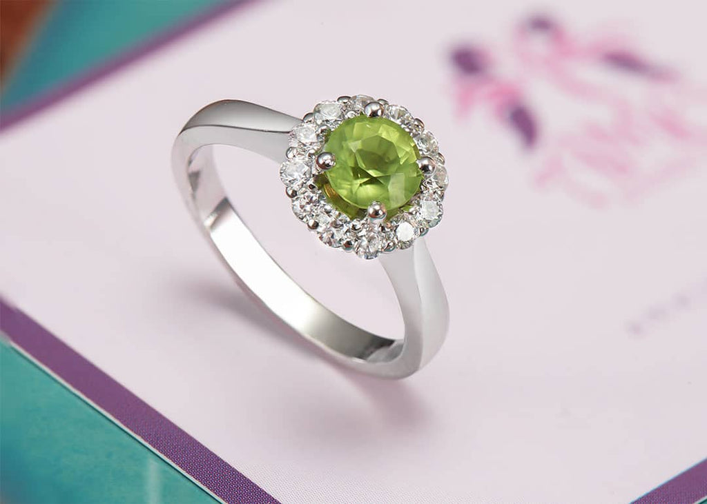 Nhẫn nữ Đá quý tự nhiên Peridot halo ring in sterling silver by AME Jewellery