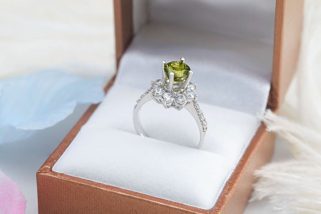 Nhẫn Đá quý tự nhiên Peridot flower ring in sterling silver by AME Jewellery