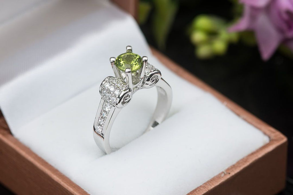 Nhẫn Đá quý thiên nhiên Peridot classic ring AME Jewellery