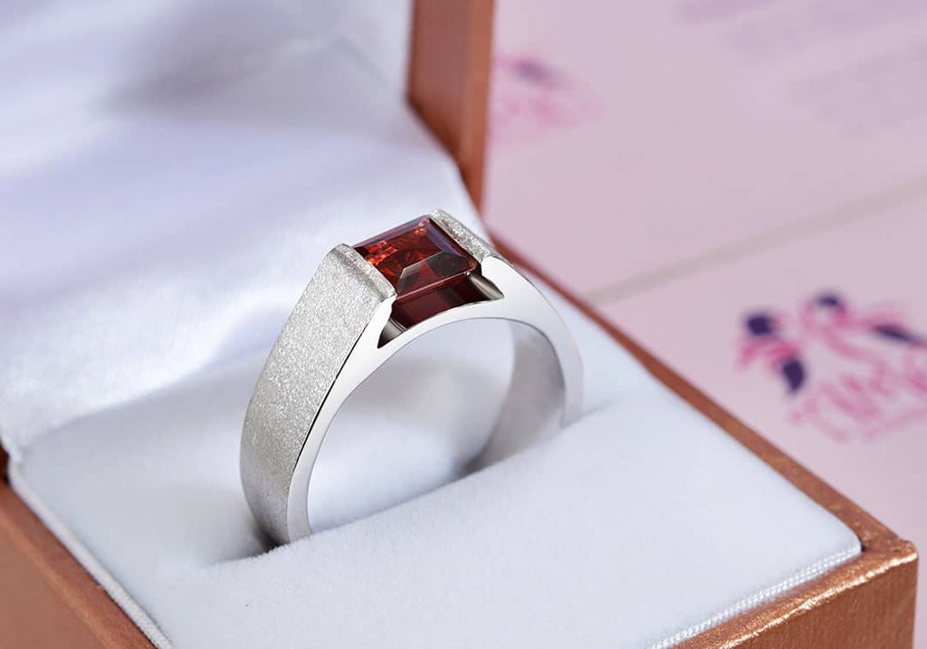 Nhẫn Nam Đá quý thiên nhiên Red Garnet Men's Ring in Sterling Silver by AME Jewellery