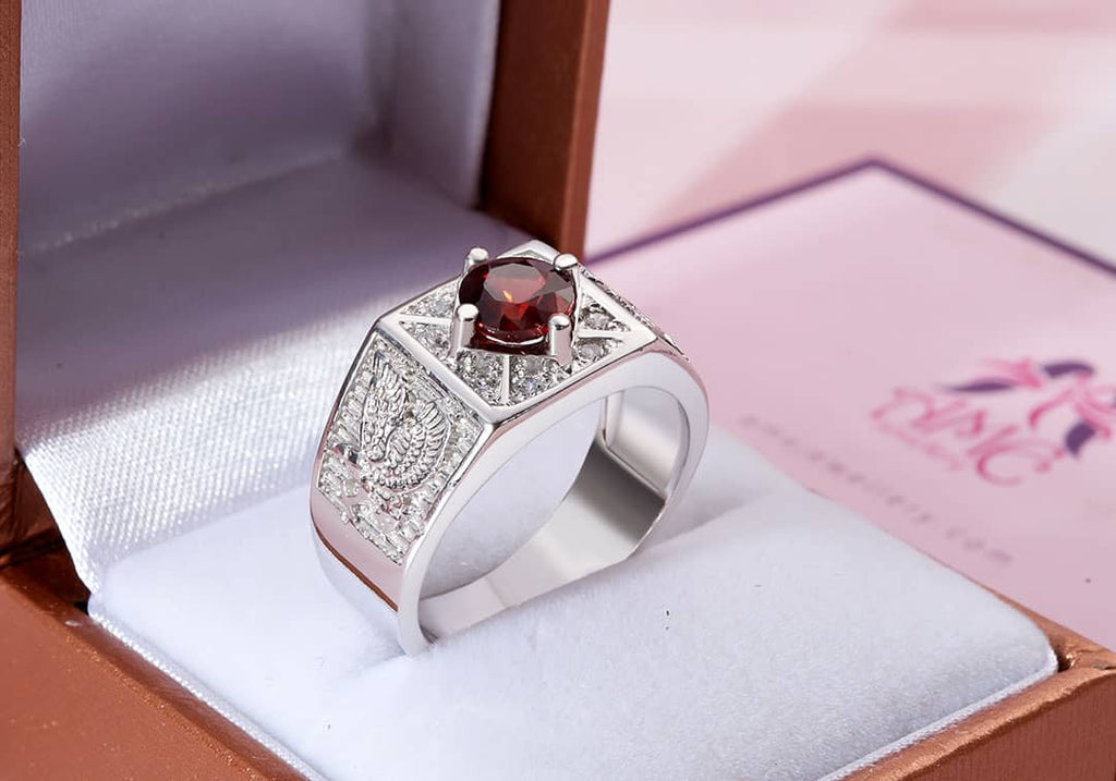 Nhẫn Nam Đại Bàng Đá quý thiên nhiên Red Garnet Men’s Ring | AME Jewellery