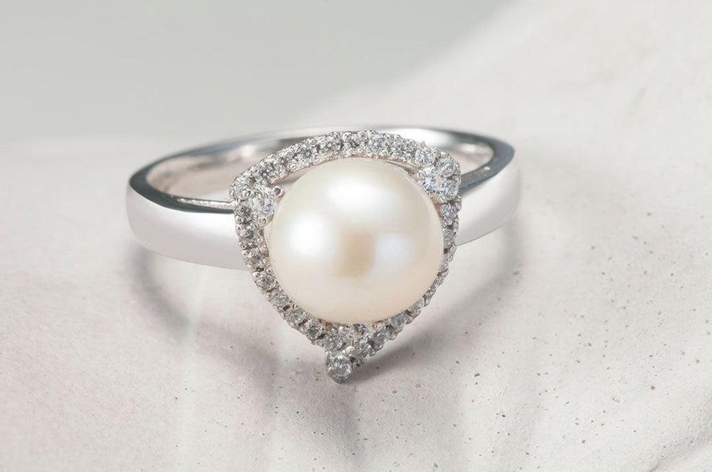 Nhẫn nữ Ngọc trai trắng White Freshwater Pearl Ring by AME Jewellery