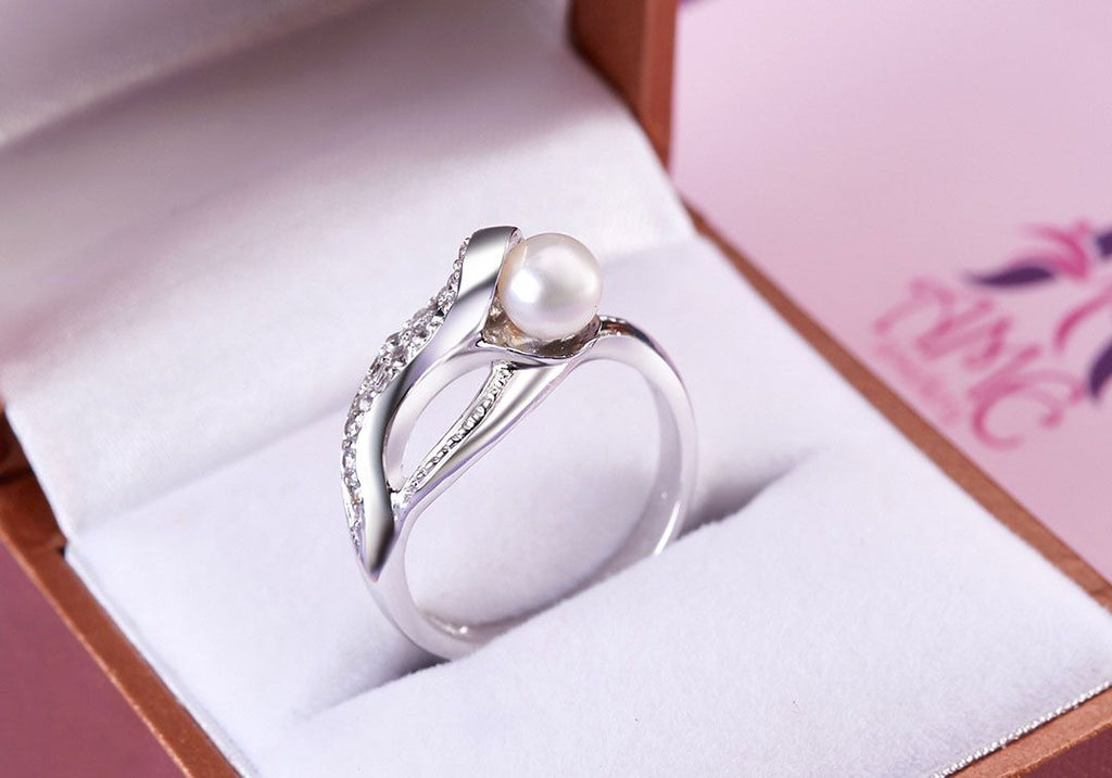Nhẫn nữ Rắn ngậm Ngọc trai  Pearl snake ring | AME Jewellery