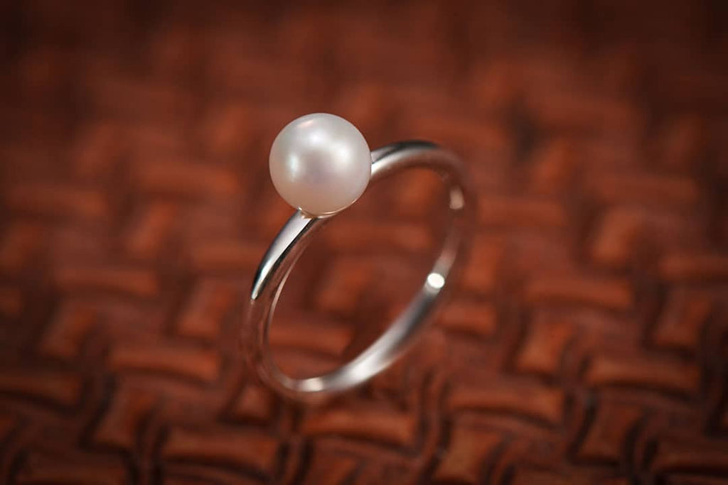Nhẫn nữ Ngọc trai trắng White Freshwater Pearl Classic Ring by AME Jewellery