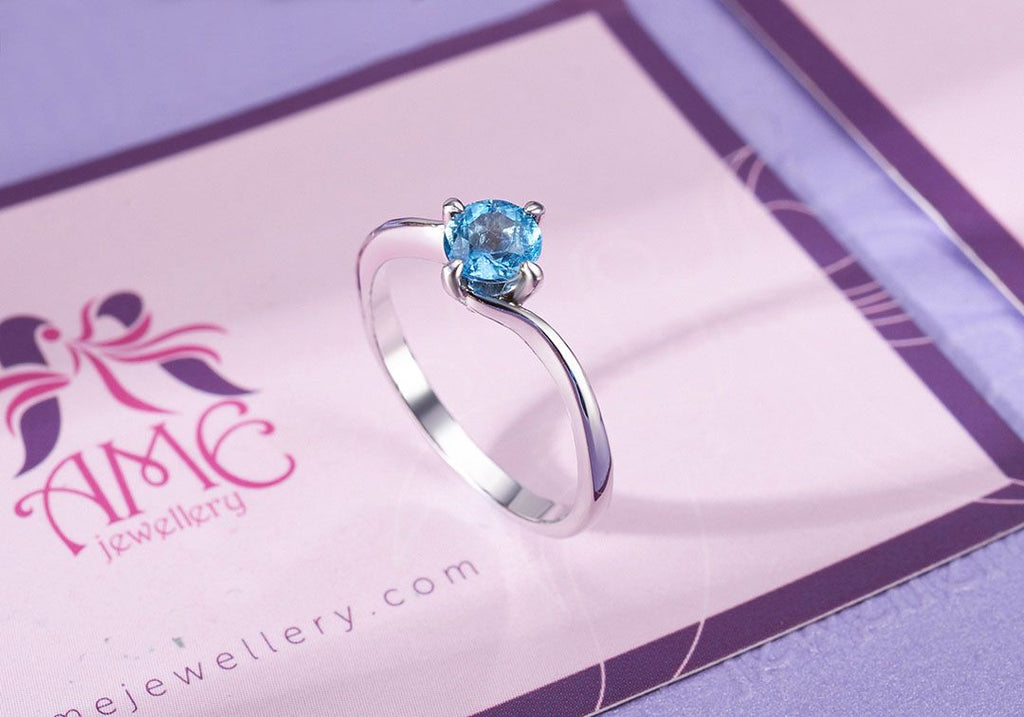 Nhẫn Đá quý thiên nhiên Blue Topaz Solitaire Twist Ring in Sterling Silver by AME Jewellery