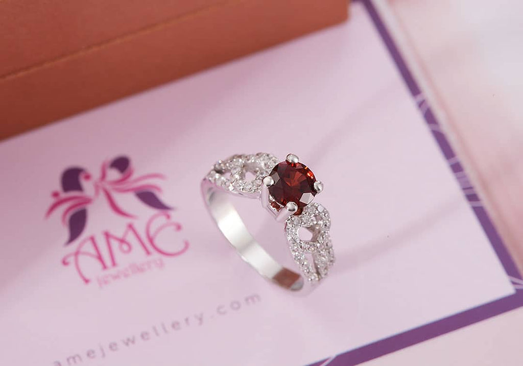 Nhẫn nữ Đá quý thiên nhiên Garnet Ring in Sterling Silver by AME Jewellery