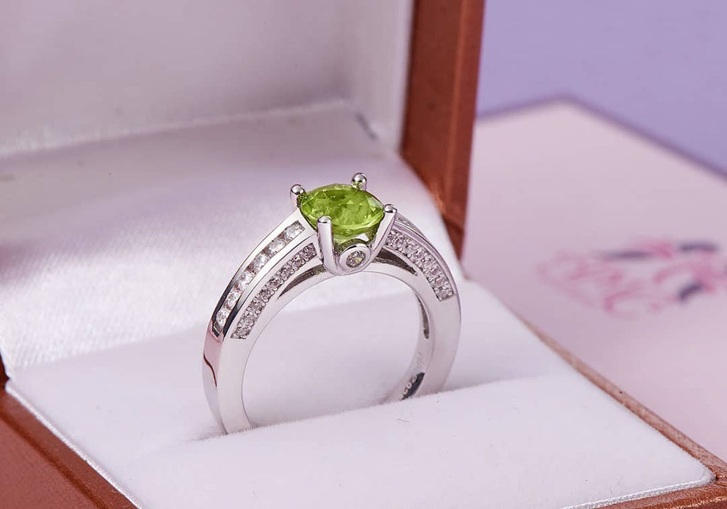 Nhẫn nữ Đá quý thiên nhiên Peridot cathedral ring in sterling silver by AME Jewellery