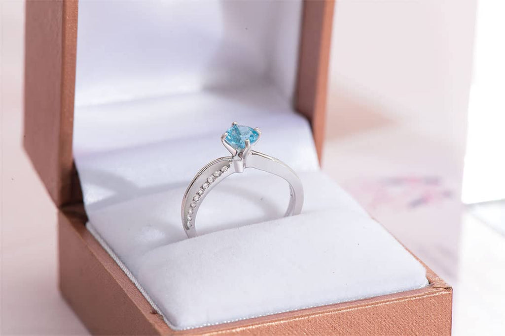 Nhẫn nữ Đá quý thiên nhiên Blue Topaz Split Shank Ring in Sterling Silver by AME Jewellery