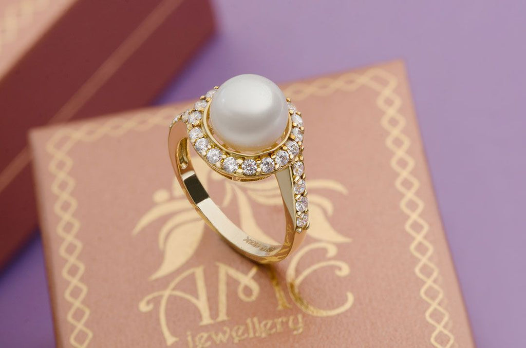 Nhẫn nữ Vàng Ngọc trai trắng White Freshwater Pearl Twist Ring in 14K Yellow Gold by AME Jewellery