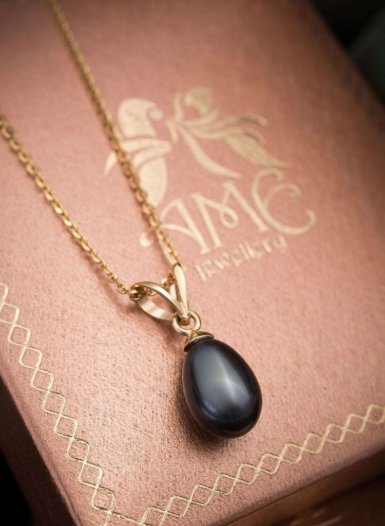 Mặt dây chuyền Vàng 14K Ngọc trai Aubergine Pear Freshwater Pearl Gold Pendant Necklace by AME Jewellery