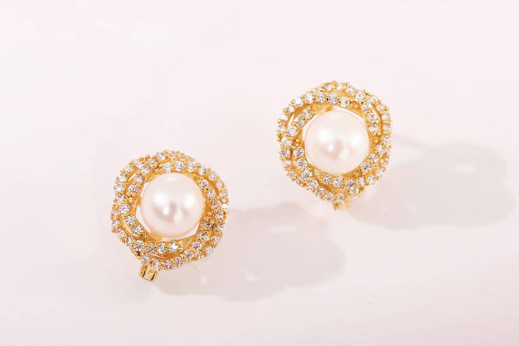 Bông tai Vàng Ngọc Trai trắng White Freshwater Cultured Pearl Halo Nest Earrings 14K Yellow Gold by AME Jewellery