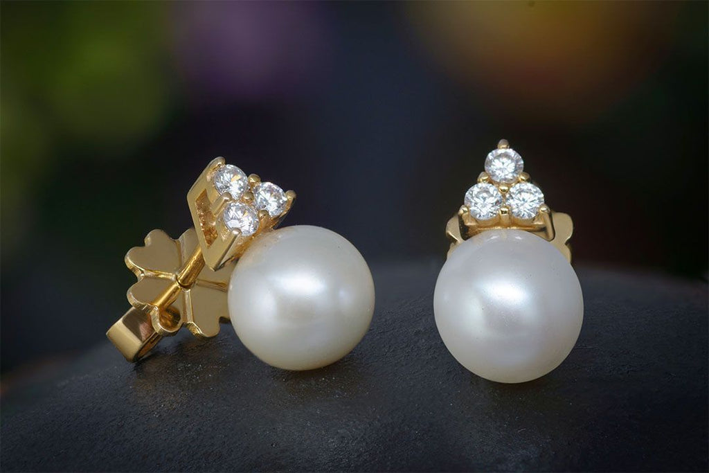 Bông tai Vàng 14K Ngọc trai trắng White Freshwater Pearl Earrings in 14K Yellow Gold by AME Jewellery