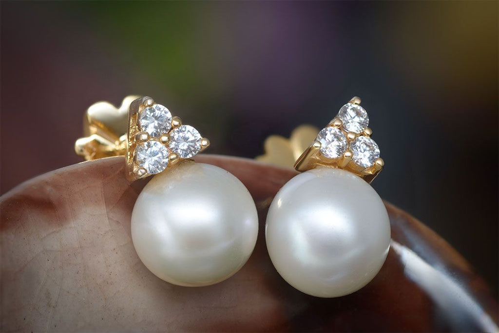 Bông tai Vàng 14K Ngọc trai trắng White Freshwater Pearl Earrings in 14K Yellow Gold by AME Jewellery