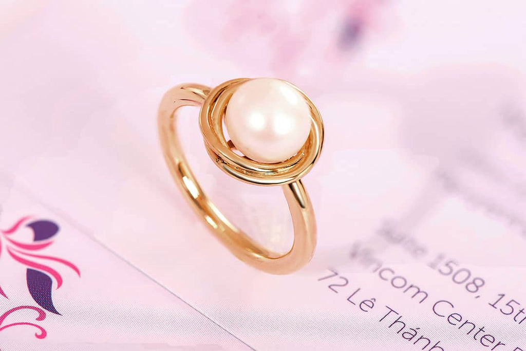 White Freshwater Pearl Wire-Wrapped Ring in 14K Yellow Gold | AME Jewellery