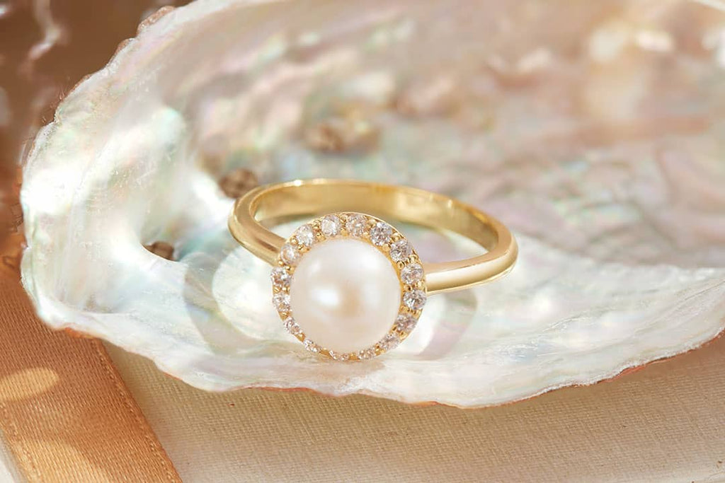 Nhẫn nữ Vàng 14K Ngọc trai trắng White Freshwater Pearl Halo Ring in 14K Yellow Gold  by AME Jewellery