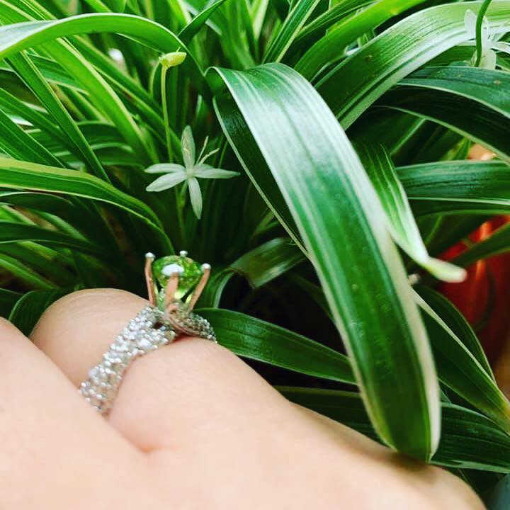 Nhẫn nữ Đá quý tự nhiên Peridot Silver Twist Ring in Sterling Silver by AME Jewellery