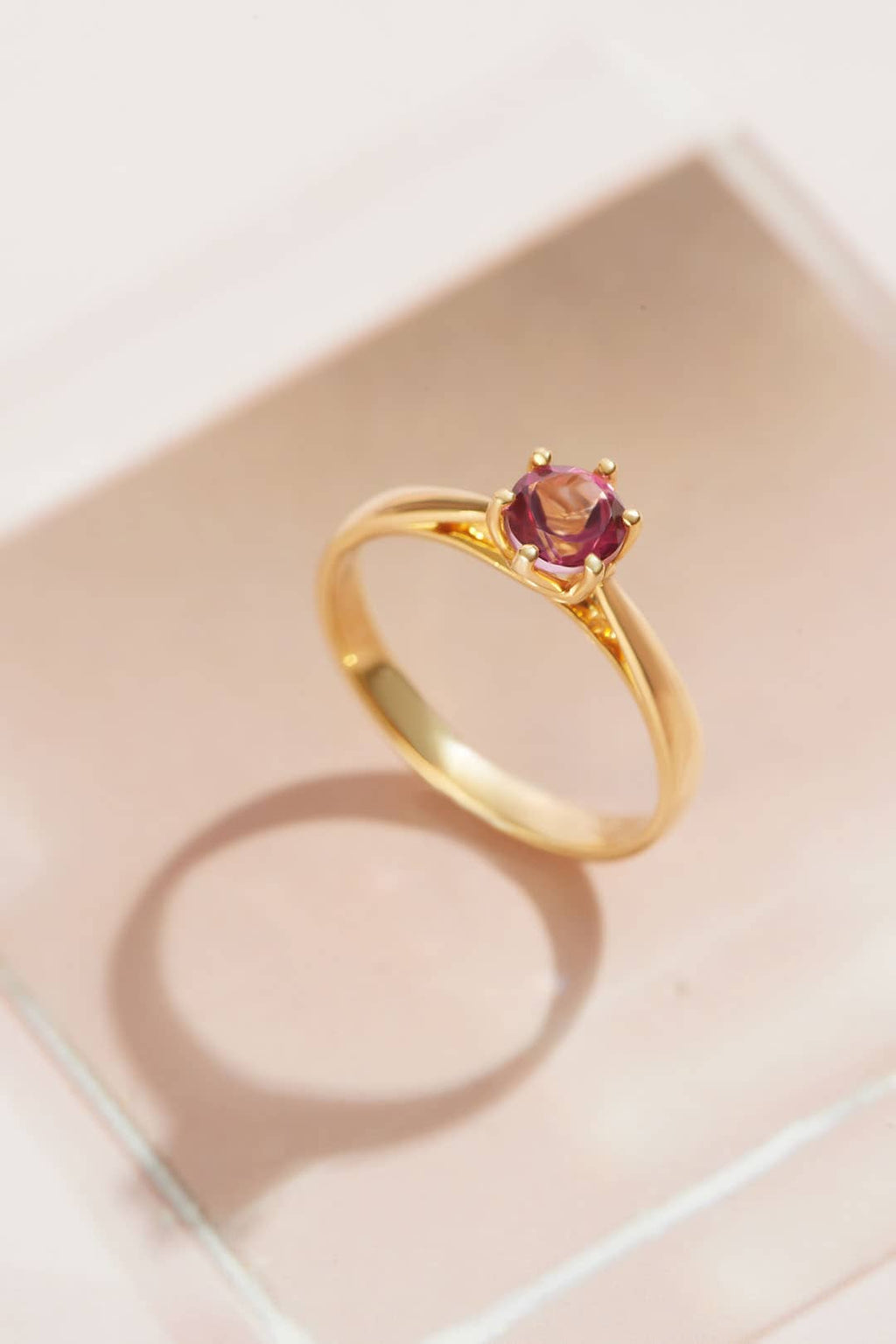 Nhẫn Vàng Đá quý thiên nhiên Natural Pink Topaz 6-Prong Ring in 14K Yellow Gold | AME Jewellery