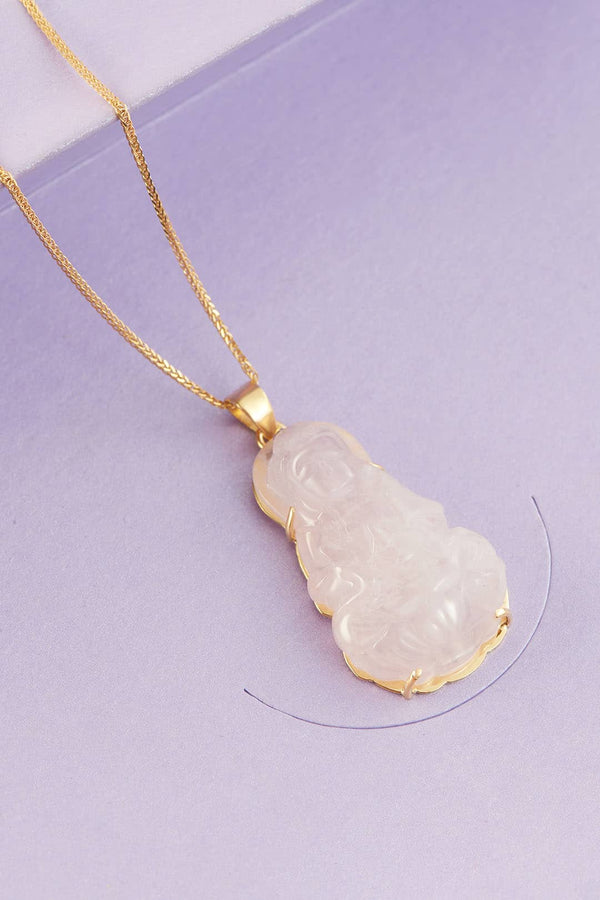 Pendentif en or jaune 14 carats avec Bouddha Guanyin en quartz rose - AME Jewellery
