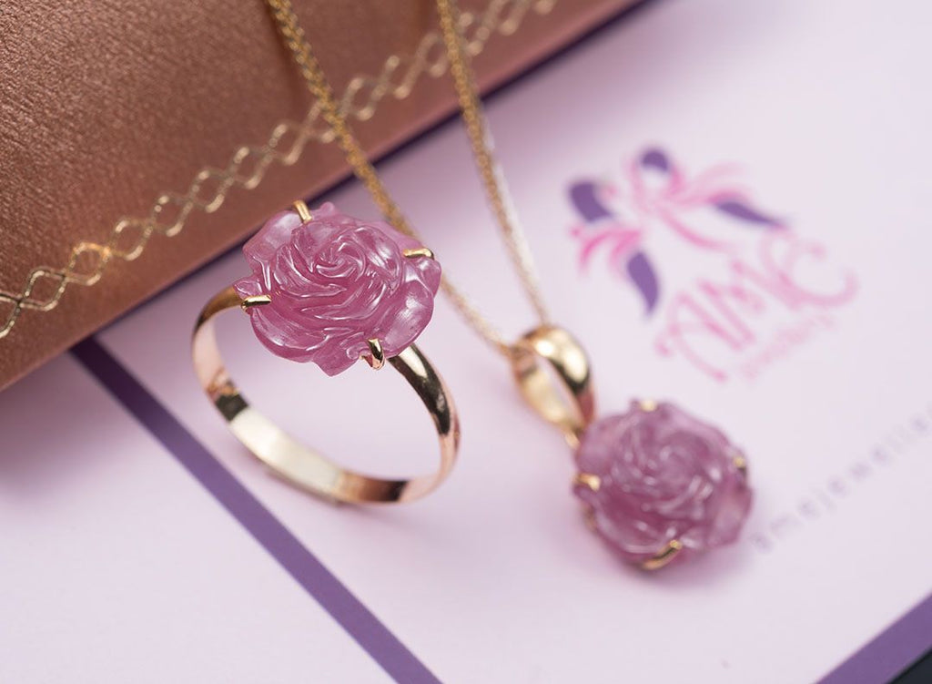 Bộ Trang sức Vàng Hoa hồng Ruby Carved Rose Flower Jewelry Set in 14K Yellow Gold by AME Jewellery