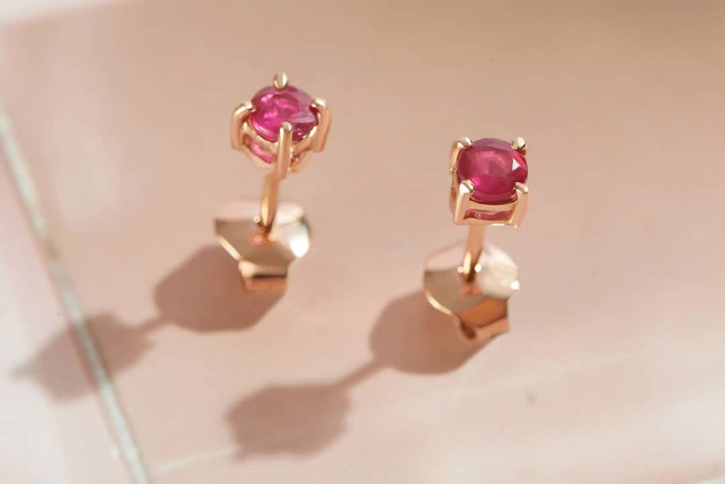 Bông tai Vàng Đá quý thiên nhiên Natural Ruby 4-Prong Earrings in 14K Rose Gold | AME Jewellery