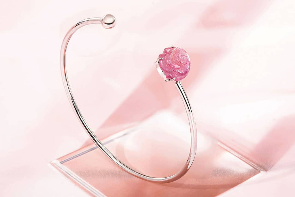 Vòng tay Vàng trắng Hoa hồng Đá quý tự nhiên Ruby Carved Rose Flower Open Bangle in 10K White Gold by AME Jewellery