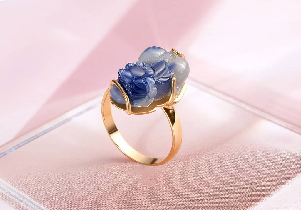 Nhẫn Vàng Tỳ hưu Đá quý thiên nhiên Sapphire Carved Pixiu Ring in 14K Yellow Gold by AME Jewellery