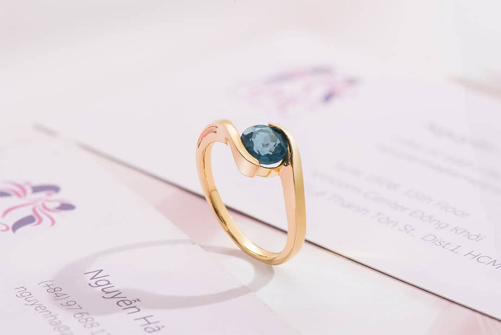 Nhẫn nữ Vàng Đá quý tự nhiên London Blue Topaz Solitaire Ring in 14K Yellow Gold by AME Jewellery