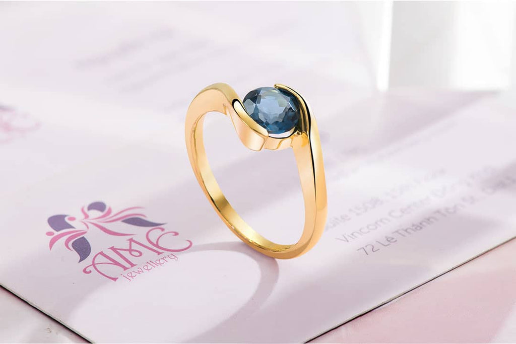 Nhẫn nữ Vàng Đá quý tự nhiên London Blue Topaz Solitaire Ring in 14K Yellow Gold by AME Jewellery