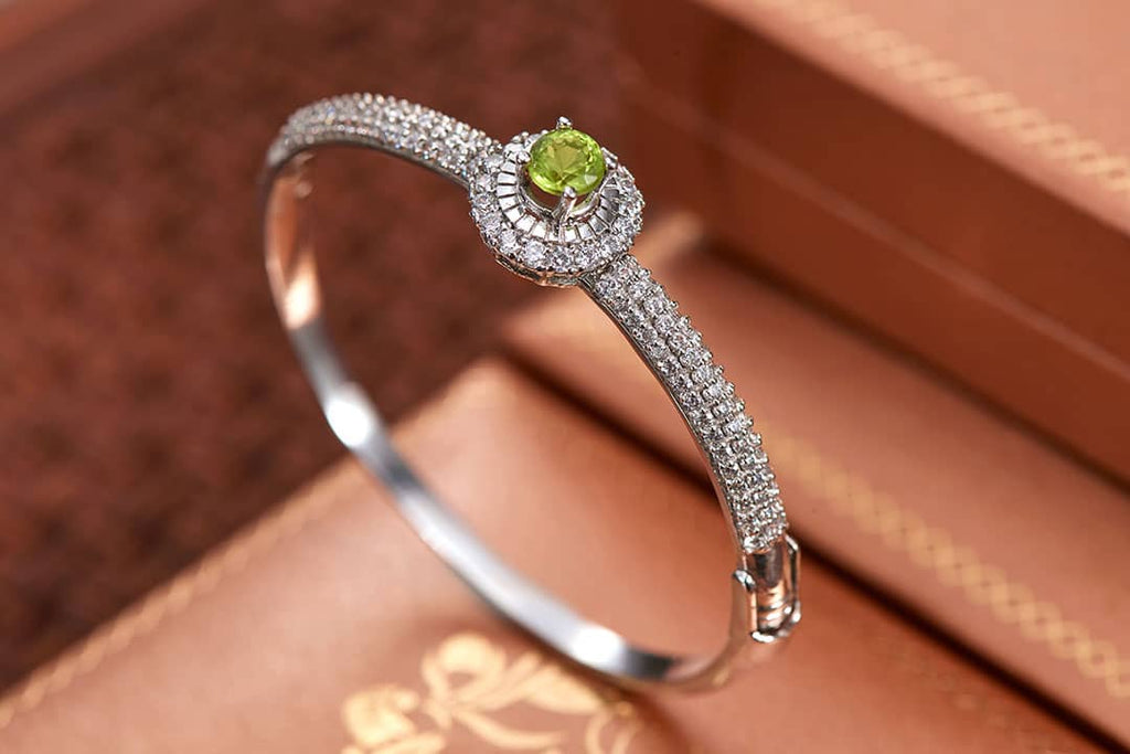 Vòng tay Đá quý thiên nhiên Peridot Halo Bangle in Sterling Silver by AME Jewellery