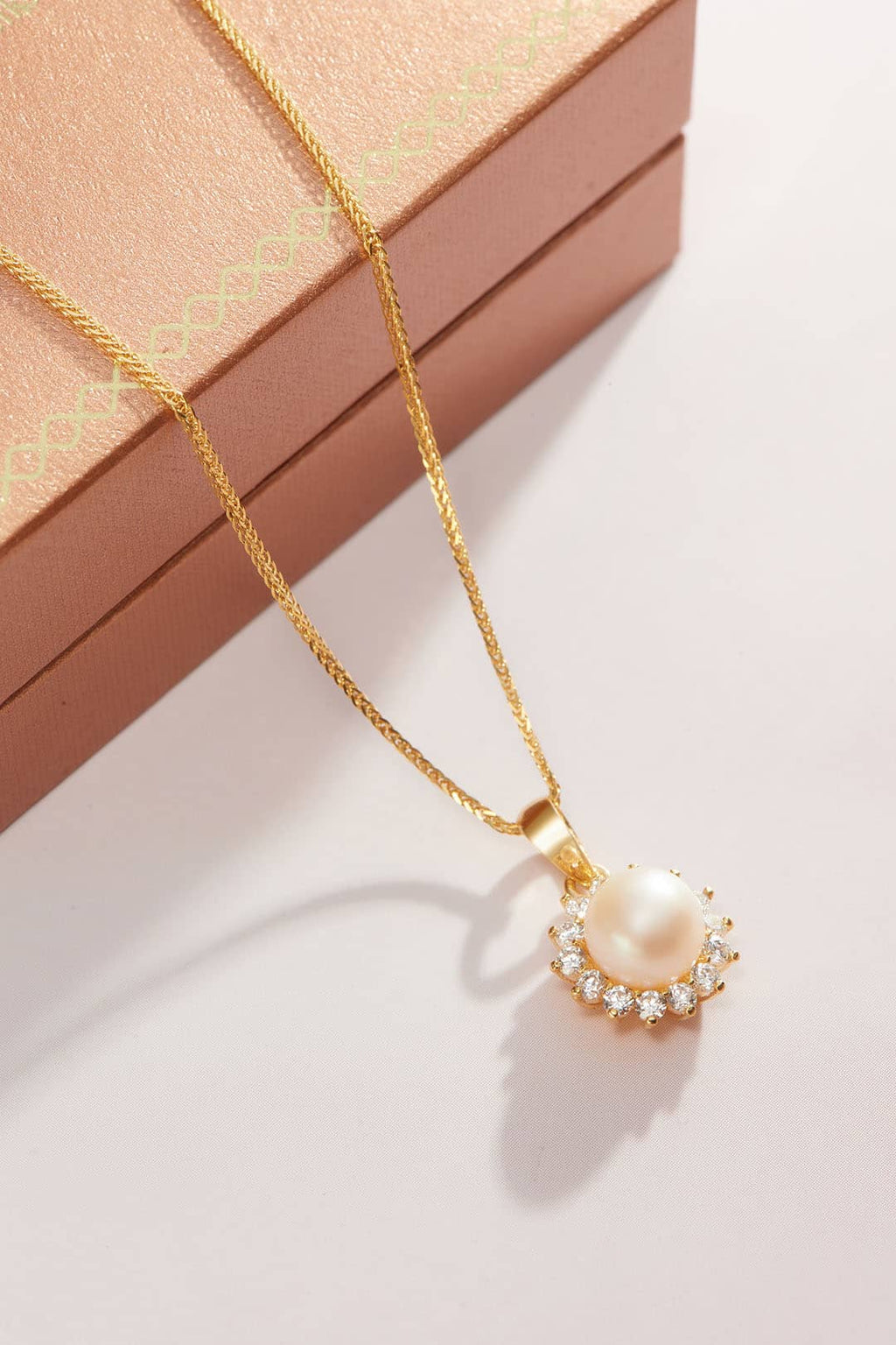 Mặt dây chuyền Vàng 14K Ngọc trai trắng White Freshwater Pearl Sunflower Pendant 14K Gold by AME Jewellery