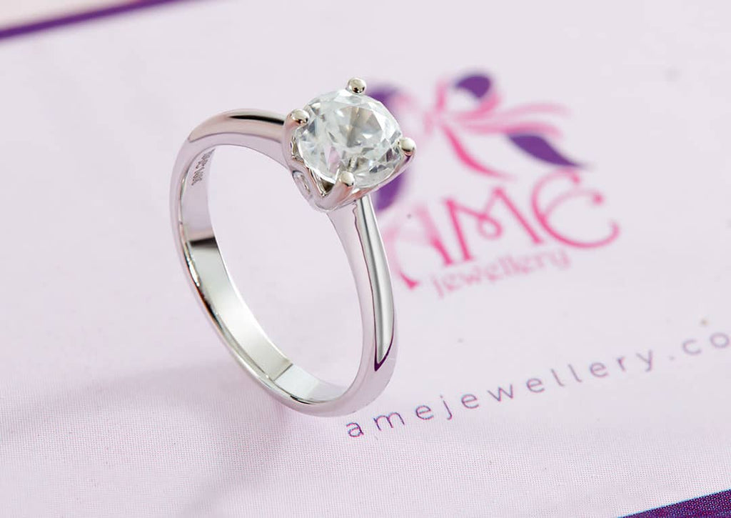 Nhẫn Vàng 14K Đá quý thiên nhiên White Zircon Gold Ring | AME Jewellery